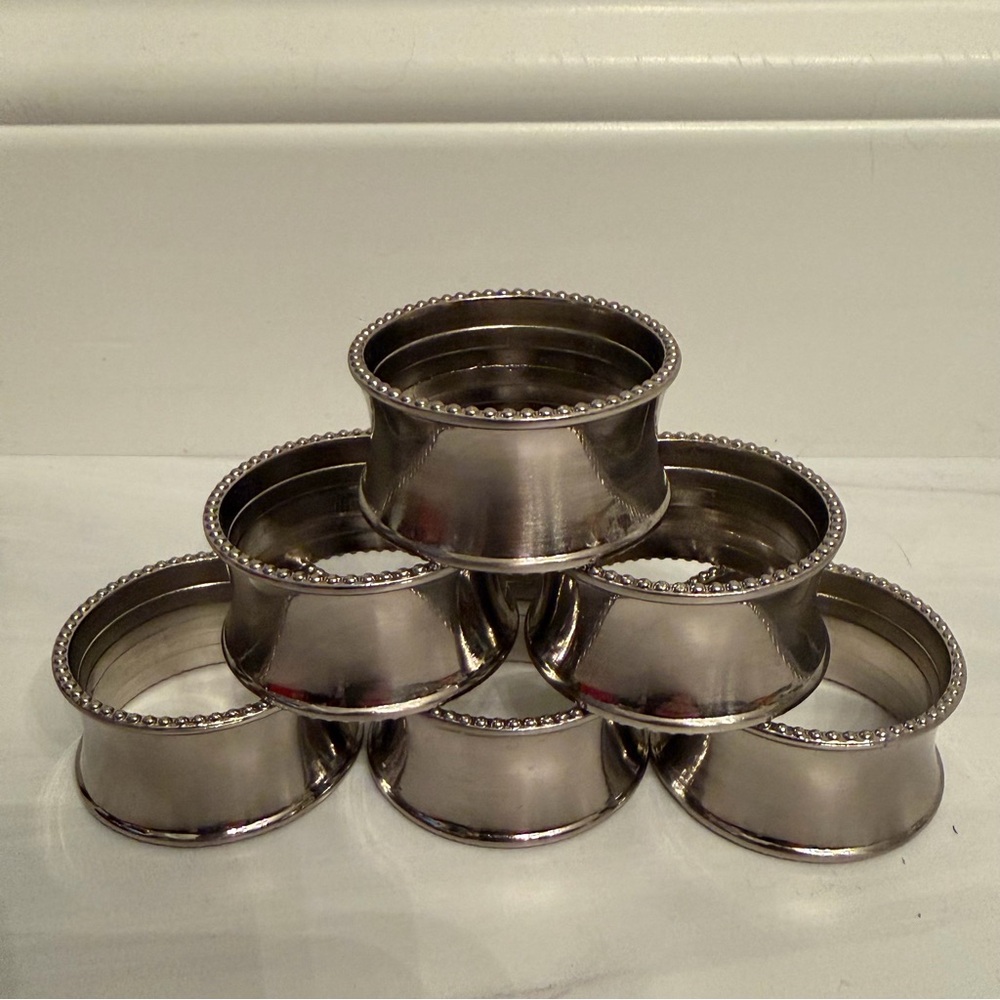 Heavy vintage silver-plated napkin rings, set of 6 (two sets available)